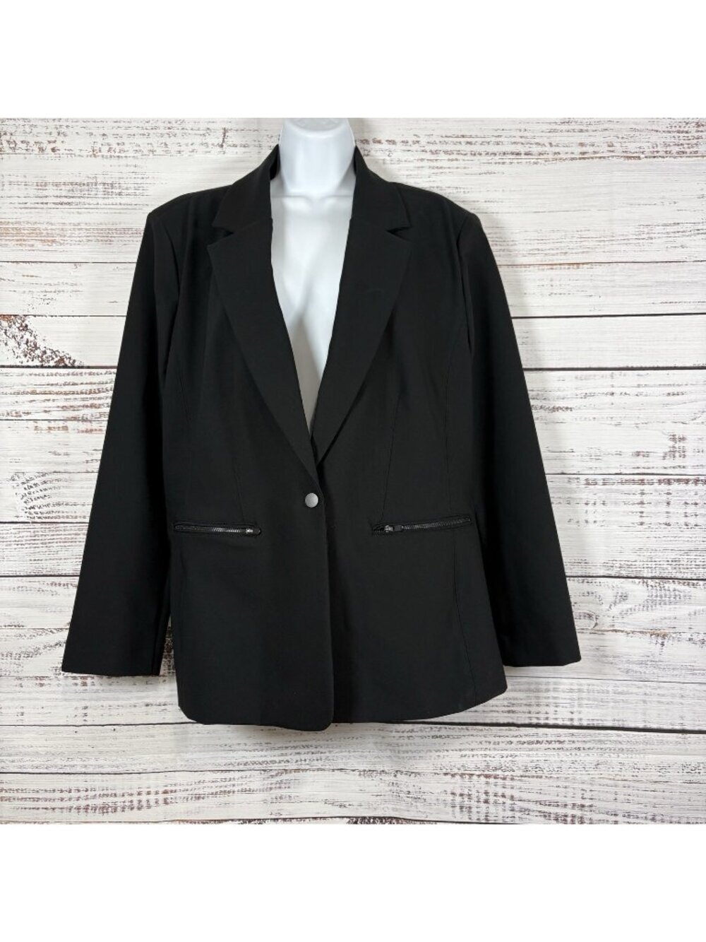 Chico’s Black Button Zipper Pockets Long Sleeve Career Blazer